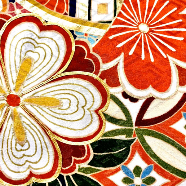 刺繍 強い 金銀糸 超豪華お振袖 扇面草花文 深緋色