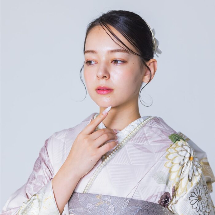 失敗しない振袖の選び方｜お店選びから色・柄・小物、前撮りまで