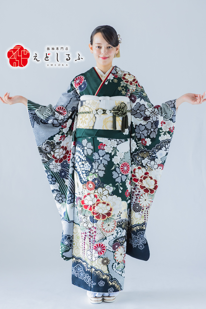 深緑に息づく伝統美の彩り｜格調高き正統派古典振袖【RE883】